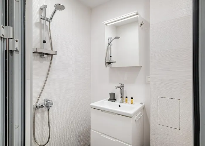 דירה Peaceful With Free Parking *